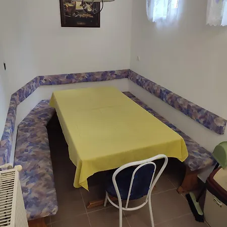 Apartment Roxana Vendeghaz Szilvasvarad